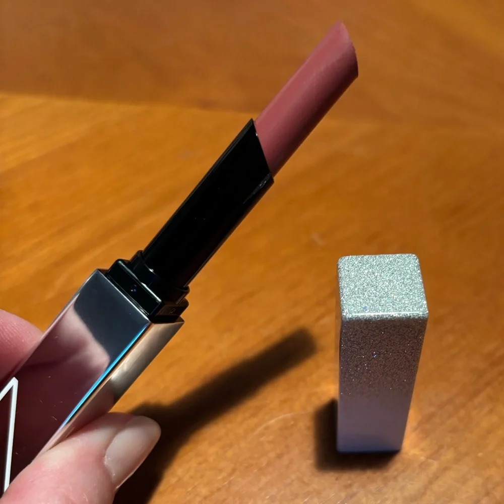 NARS Starlight Powermatte Lipstick American Woman